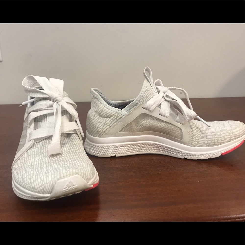 Adidas Edge Luxe Running Shoe, Women’s size 7